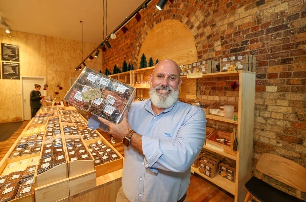 The Joys of Easter: Noosa Chocolate Factory Keeps Chocolate Treats Affordable Amid Rising Cocoa Prices