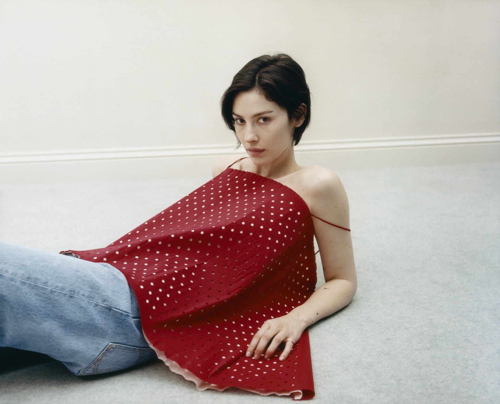 Gracie Abrams Is Done Being Careful — Daughter from Hell Is Her Most Fearless Album Yet