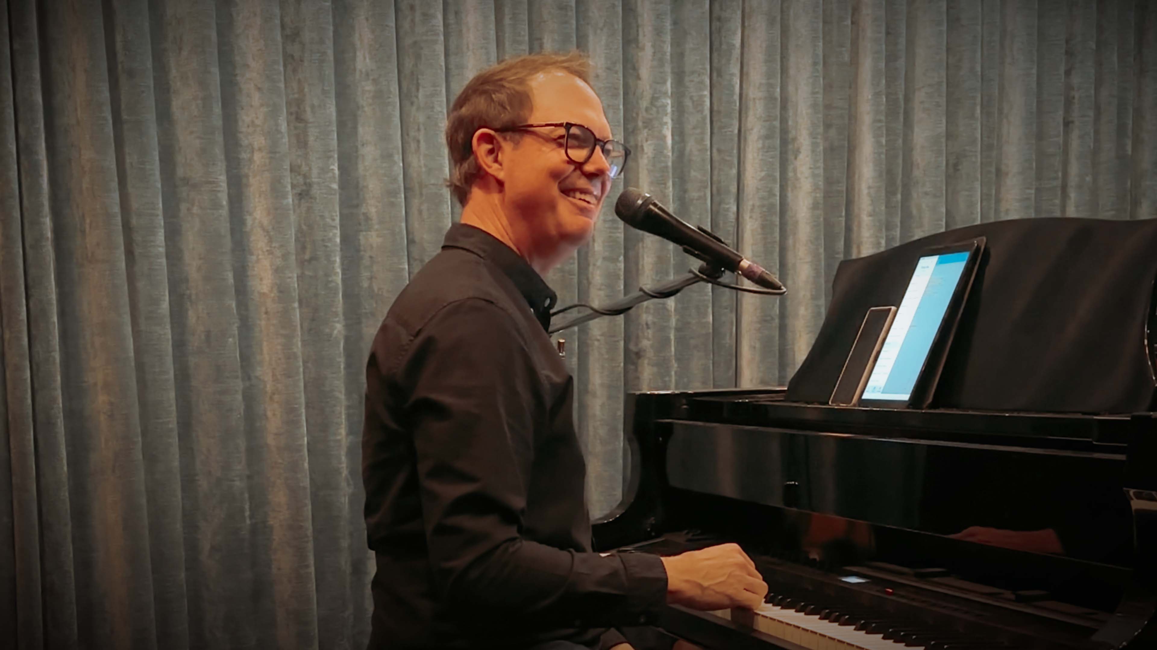 From Piano Bars to Private Stages: The Professional and Personal Music of Graham Hobson