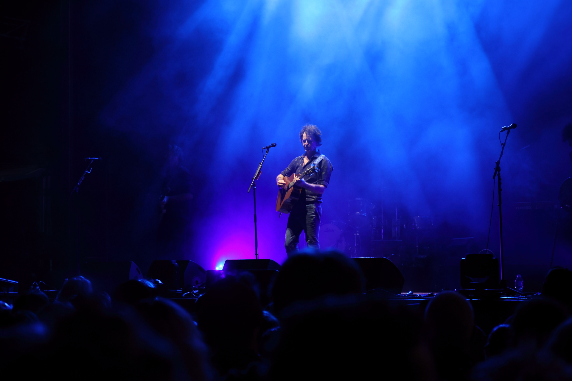 Folk, Family, and Fanning: A Masterclass in Australian Songcraft at On the Banks