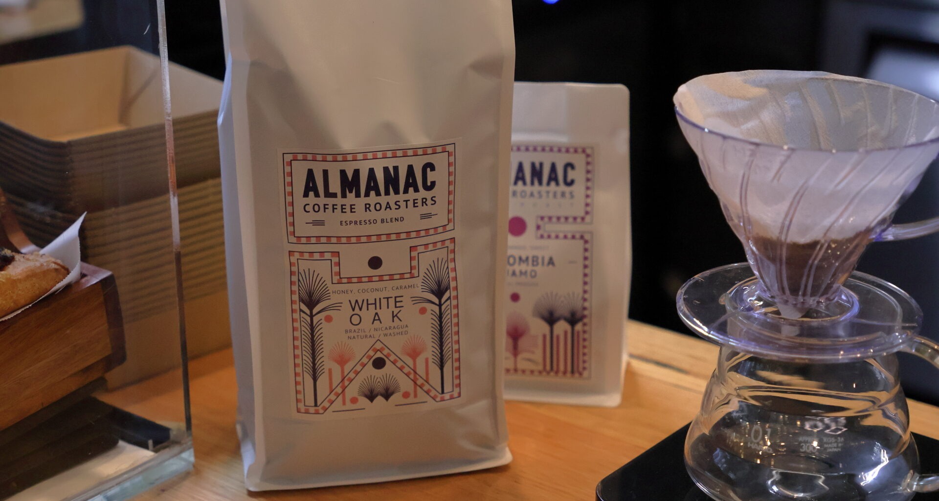 Robbie Lynch of Almanac Coffee brewing specialty coffee at Cubik cafe Brisbane